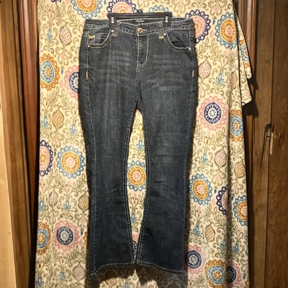 Roz& ALI size 8 women’s jeans - Picture 4 of 6